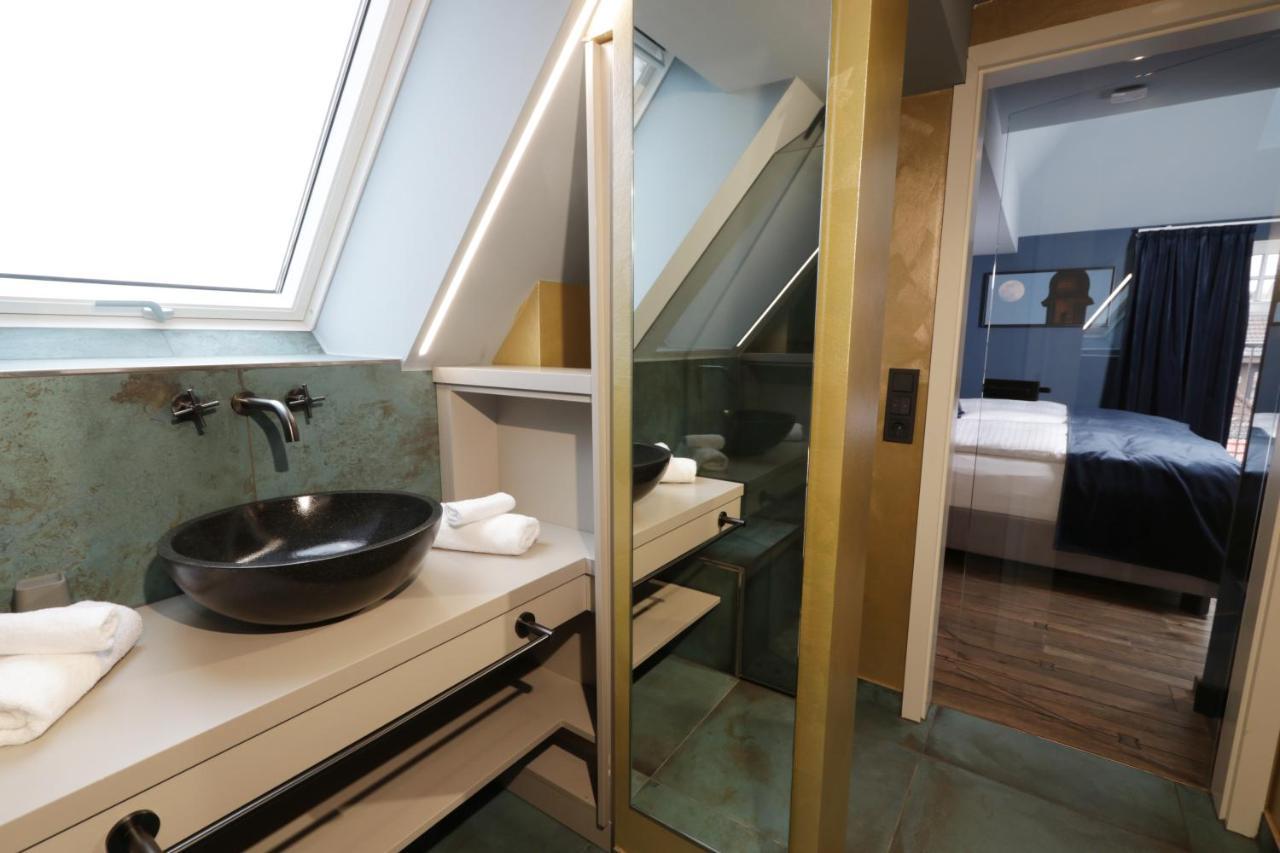 Reinhardts Hotel บูเคน ภายนอก รูปภาพ